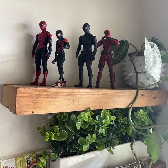 Shades for sale - Picture 4 of 5